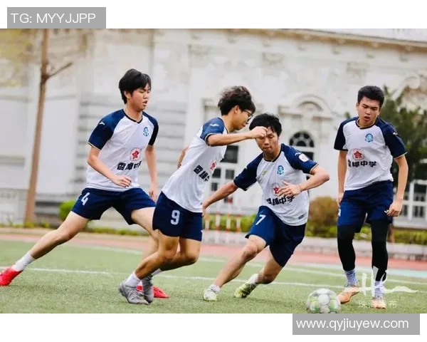 多库闪耀绿茵赛场展现速度与激情逐渐成长为球队进攻核心